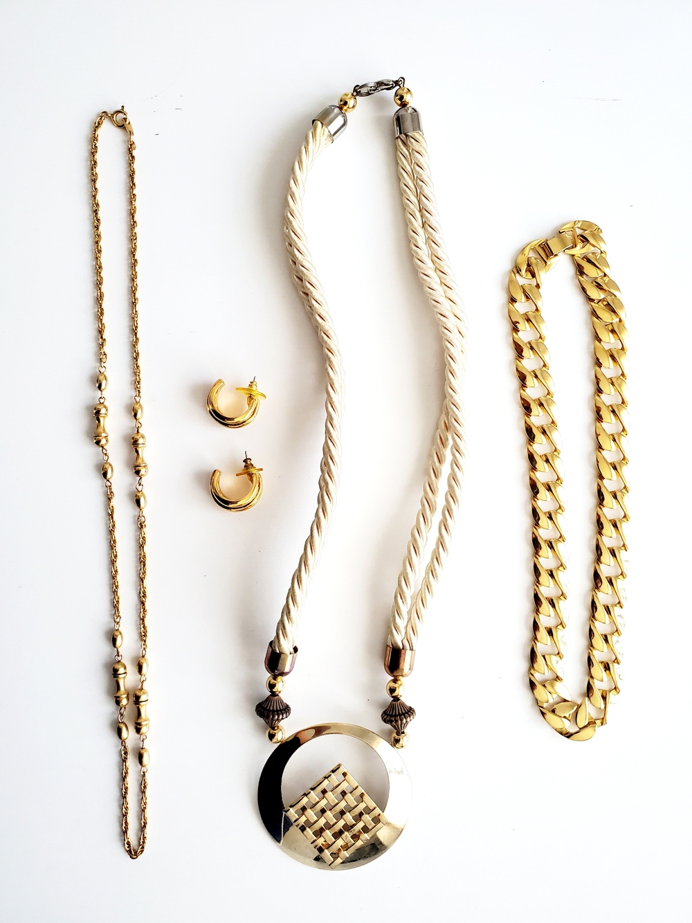 Gold Tone Necklaces & Earings Set